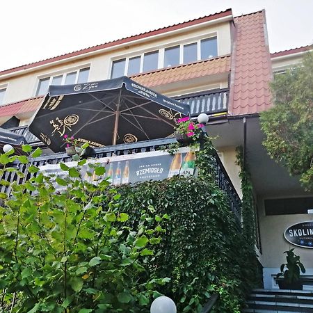 Gosciniec Skolimowka Restauracja I Pokoje Ze Sniadaniem Na Kaszubach Chmielno Exterior foto