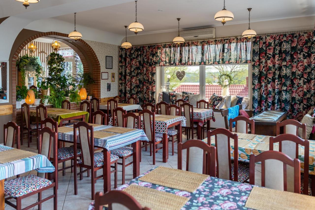 Gosciniec Skolimowka Restauracja I Pokoje Ze Sniadaniem Na Kaszubach Chmielno Exterior foto