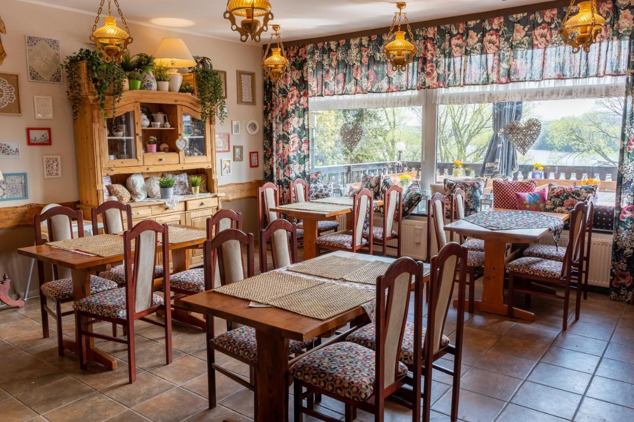 Gosciniec Skolimowka Restauracja I Pokoje Ze Sniadaniem Na Kaszubach Chmielno Exterior foto