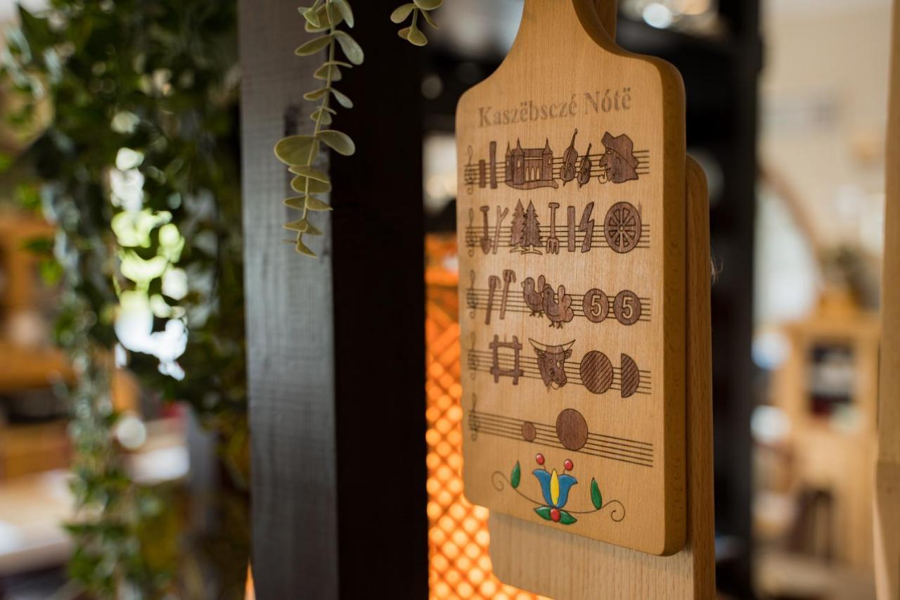Gosciniec Skolimowka Restauracja I Pokoje Ze Sniadaniem Na Kaszubach Chmielno Exterior foto